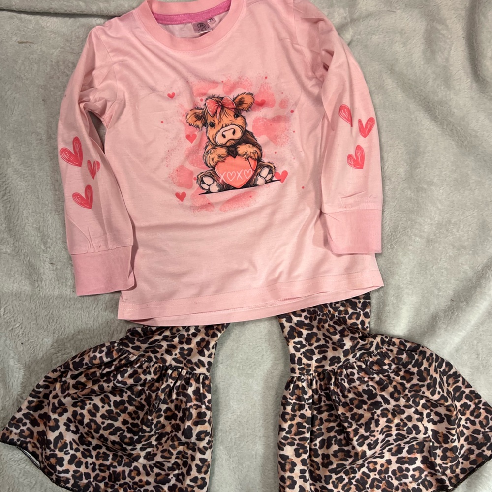 CUTE CUTE outfit for your baby girl